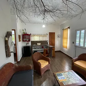  Apartment Darwin's Temple